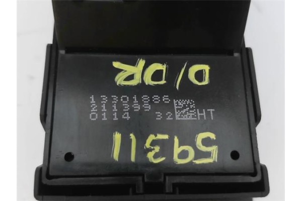 Recambio de mando elevalunas delantero derecho para opel astra j 1.6 referencia OEM IAM 13301886  