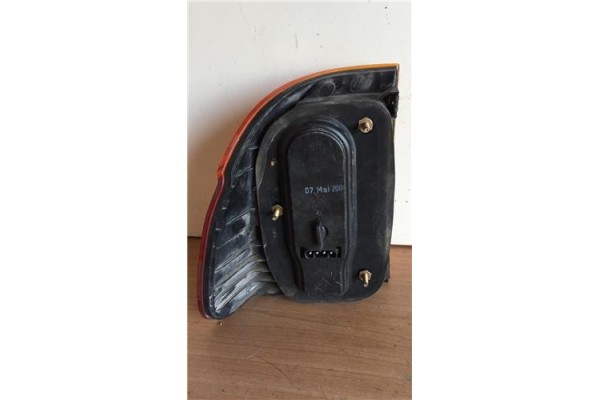 Recambio de piloto trasero derecho para bmw serie 5 touring (e39) 2.0 520d referencia OEM IAM 8361674  