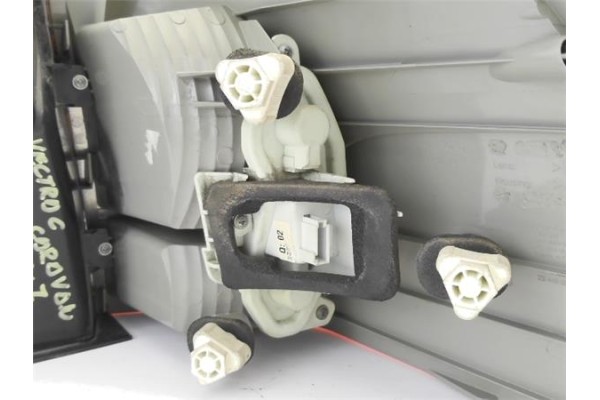 Recambio de piloto trasero izquierdo para opel vectra c caravan 1.9 comfort referencia OEM IAM 93192383  