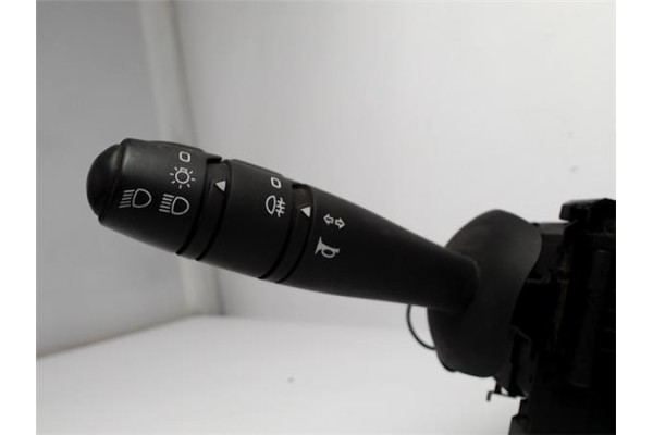 Recambio de mando intermitencia para renault master ii caja/chasis (ed/hd/ud) 2.5 d referencia OEM IAM 8200878697  