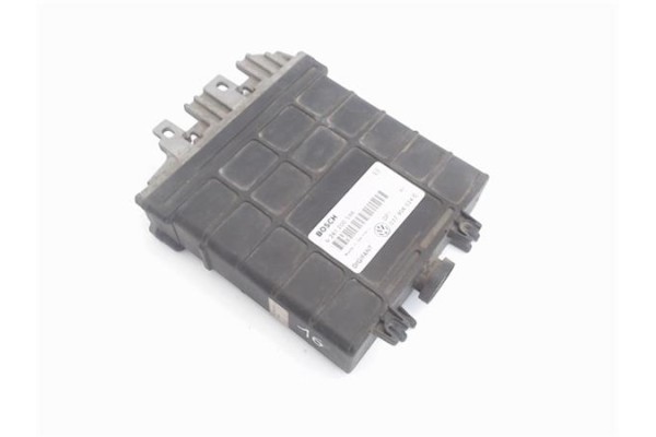 Recambio de centralita para volkswagen vento (1h2) 2.0 gl referencia OEM IAM (037906024C) (0261200598) 