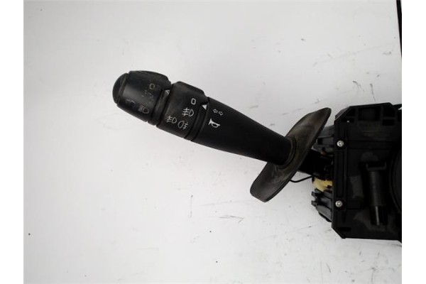 Recambio de mando intermitencia para dacia logan 1 1.6 prestige referencia OEM IAM 8200399390  