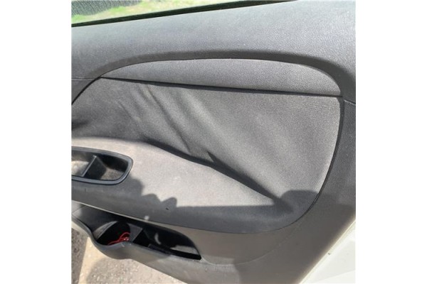 Recambio de puerta delantero derecha para fiat punto / grande punto (199) 1.4 referencia OEM IAM 51846214  