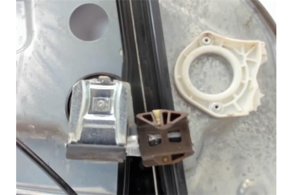 Recambio de elevalunas electrico delantero derecho para seat ibiza (6l1) referencia OEM IAM 6L3837752  