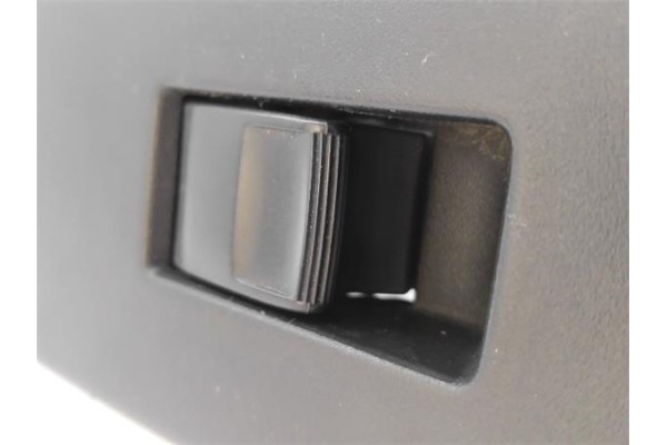 Recambio de mando elevalunas delantero derecho para toyota auris (e15) 2.0 d-4d referencia OEM IAM 7423102530 1ADFTV 
