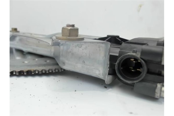 Recambio de mecanismo elevalunas delantero izquierdo para renault kangoo 4x4 referencia OEM IAM   