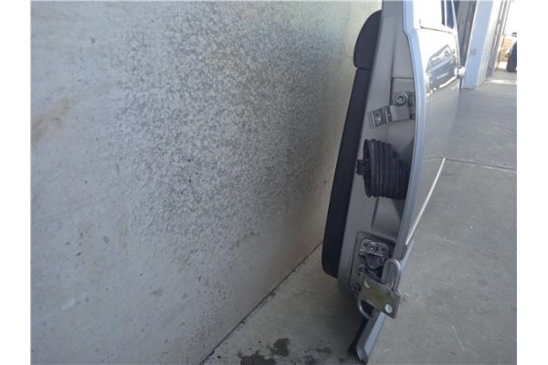 Recambio de puerta trasero izquierda para volkswagen golf iv berlina (1j1) 1.9 tdi referencia OEM IAM 1J6833055F  