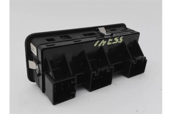 Recambio de mando elevalunas delantero izquierdo para land rover discovery 2.7 td referencia OEM IAM YUD501110PVJ  