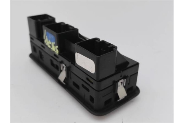 Recambio de mando elevalunas delantero izquierdo para land rover discovery 2.7 td referencia OEM IAM YUD501110PVJ  