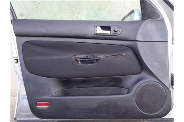 Recambio de puerta delantero izquierda para volkswagen golf iv berlina (1j1) 1.9 tdi referencia OEM IAM 1J3831055H  
