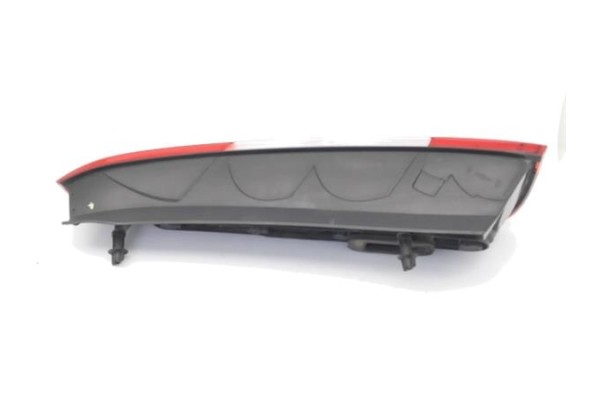 Recambio de piloto trasero derecho para ford focus c-max 1.6 referencia OEM IAM 3M5113A602AD  