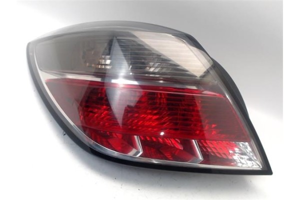 Recambio de piloto trasero izquierdo para opel astra h gtc 1.6 referencia OEM IAM 1222117  