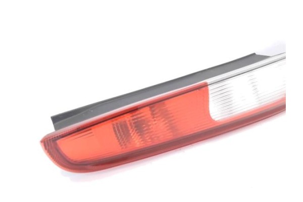 Recambio de piloto trasero izquierdo para ford focus c-max 1.6 referencia OEM IAM 3M5113A603AD  