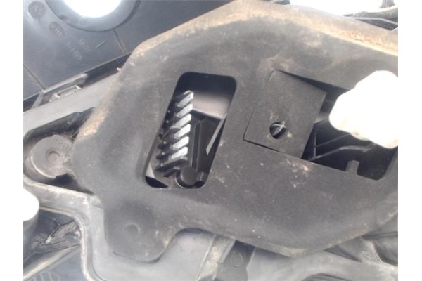 Recambio de piloto trasero izquierdo para opel astra h gtc 1.6 referencia OEM IAM 1222117  