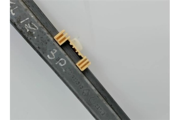 Recambio de mecanismo elevalunas delantero izquierdo para renault clio ii fase i (b/cb0) referencia OEM IAM   