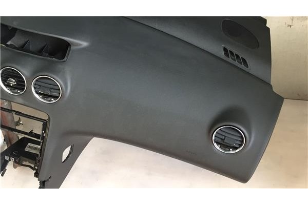 Recambio de salpicadero para peugeot 308 sw (2008) 2.0 premium [2,0 ltr. - 100 kw 16v hdi fap] referencia OEM IAM 96559945ZD 266