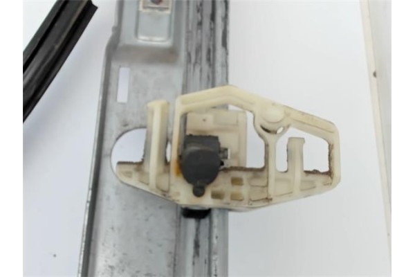Recambio de mecanismo elevalunas delantero izquierdo para renault megane ii berlina 3p referencia OEM IAM   