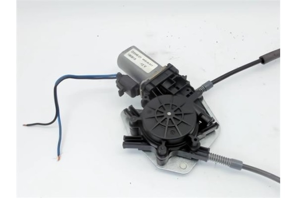Recambio de mecanismo elevalunas delantero izquierdo para renault clio ii fase i (b/cb0) referencia OEM IAM   