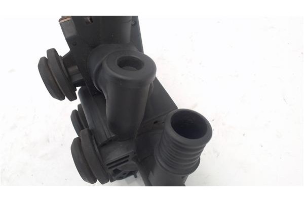Recambio de termostato para bmw serie 3 berlina (e46) referencia OEM IAM 64118369807 1147412149 8369807 , BMW