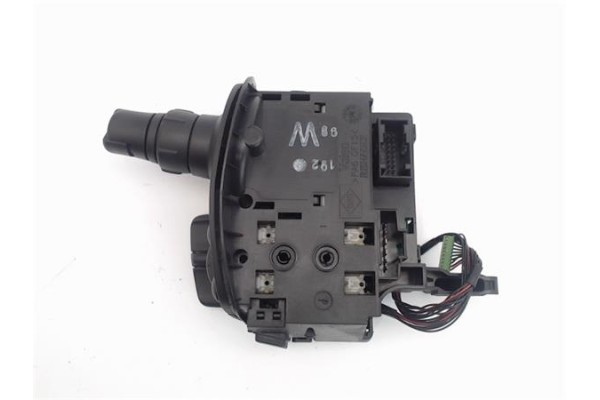 Recambio de mando limpiaparabrisas para renault scenic ii (jm) referencia OEM IAM 7701069597  