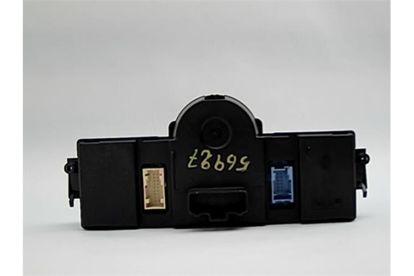 Recambio de mandos climatizador para renault megane ii (bm0/1_, cm0/1_) 1.6 16v referencia OEM IAM 8200501456 69340025 
