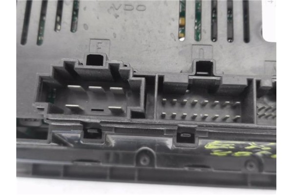 Recambio de mandos climatizador para seat exeo berlina (3r2) 1.6 reference referencia OEM IAM 8E0820043BL  