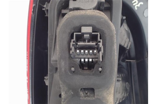 Recambio de piloto trasero derecho para renault twingo (cn0_) 1.2 16v (cn0a) referencia OEM IAM 2va965454  