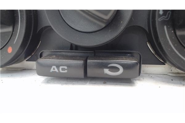 Recambio de mandos calefaccion / a.a. para skoda octavia berlina (1u2) 1.9 tdi glx referencia OEM IAM 1J0820045E 1J0620045E 