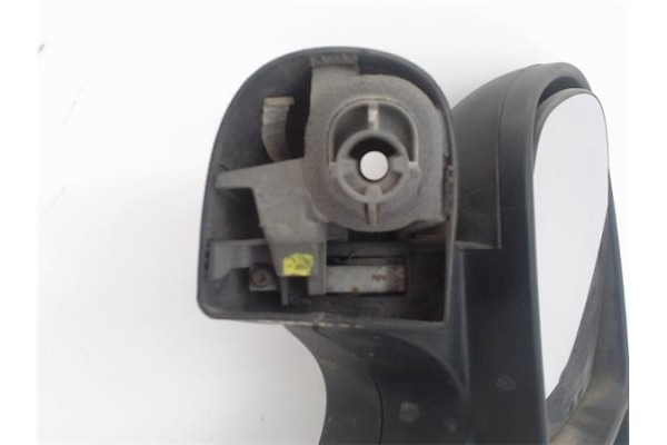 Recambio de retrovisor electrico derecho para renault trafic ii furgón referencia OEM IAM 7701473243  