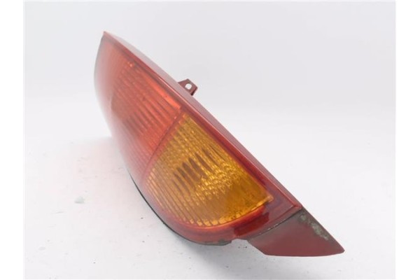 Recambio de piloto trasero izquierdo para ford focus (daw, dbw) 1.6 16v referencia OEM IAM 1M5113405A  
