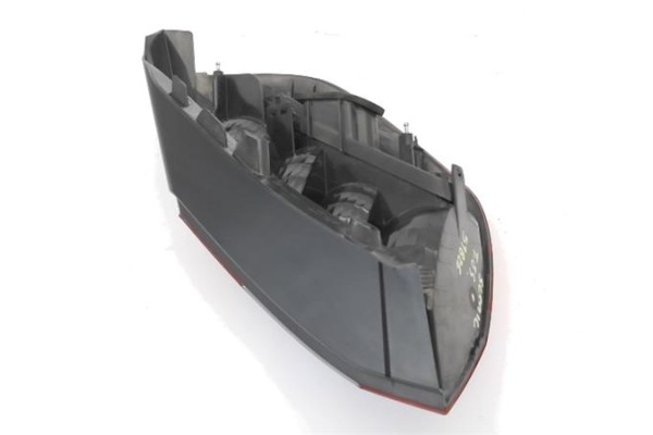 Recambio de piloto trasero izquierdo para renault scenic ii (jm) 1.9 dci (jm12, jm0g) referencia OEM IAM 8200493374  