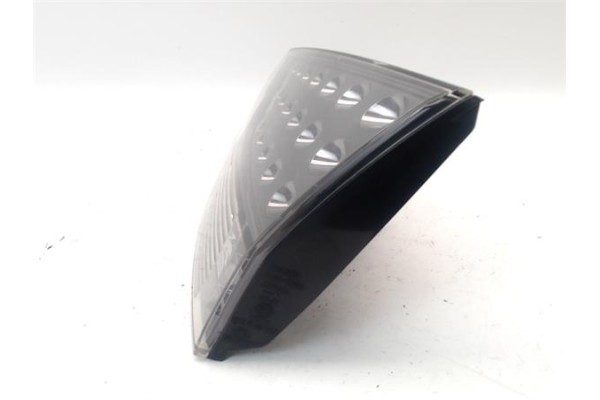 Recambio de piloto interior derecho para mitsubishi outlander (cw0) 2.0 di-d intense referencia OEM IAM 8331A006  