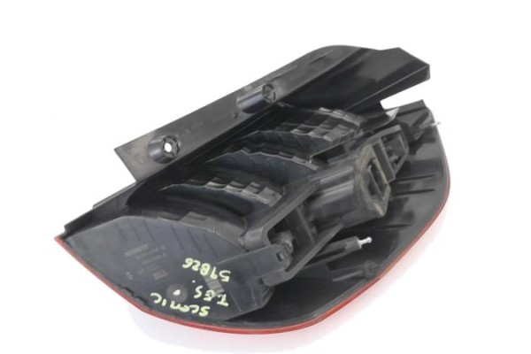 Recambio de piloto trasero izquierdo para renault scenic ii (jm) 1.9 dci (jm12, jm0g) referencia OEM IAM 8200493374  