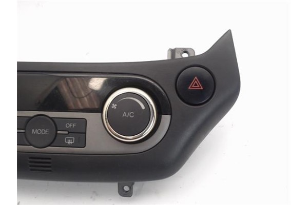 Recambio de piloto trasero derecho para opel corsa c 1.7 cdti referencia OEM IAM 1222057 50230712A1 9196364 , OPEL