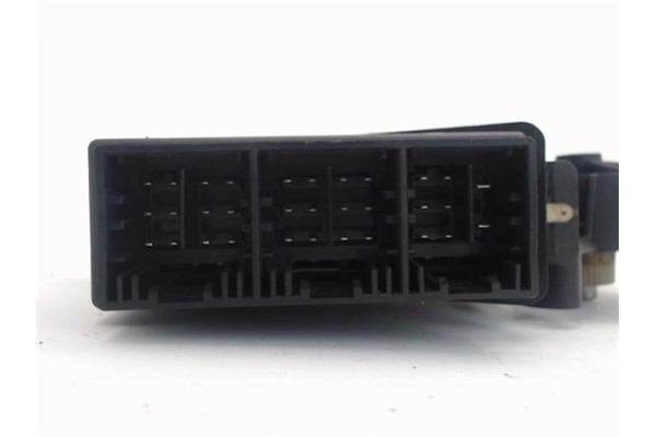 Recambio de motor elevalunas delantero izquierdo para volkswagen polo iv (9n3) referencia OEM IAM (6Q2959802A) (400703D) (8103 T