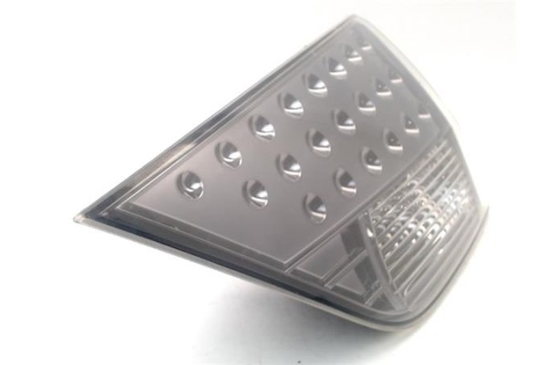 Recambio de piloto interior derecho para mitsubishi outlander (cw0) 2.0 di-d intense referencia OEM IAM 8331A006  