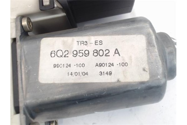 Recambio de motor elevalunas delantero izquierdo para seat ibiza (6l1) referencia OEM IAM 6Q2959802A 104379101 