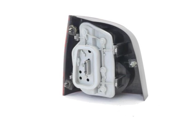 Recambio de piloto trasero derecho para volkswagen polo iv (9n1) 1.2 12v referencia OEM IAM 6Q6945096G  