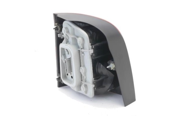 Recambio de piloto trasero derecho para volkswagen polo iv (9n1) 1.2 12v referencia OEM IAM 6Q6945096G  