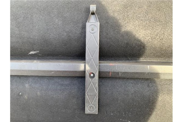 Recambio de bandeja trasero para citroen c5 berlina referencia OEM IAM   