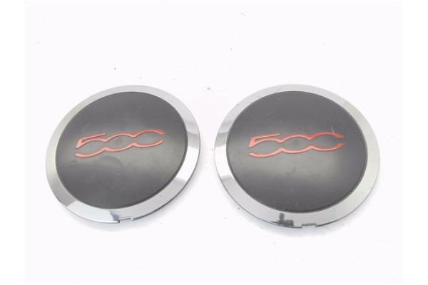 Recambio de tapacubos para fiat 500 1.2 referencia OEM IAM K68078419AC  