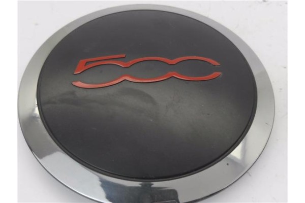 Recambio de tapacubos para fiat 500 1.2 referencia OEM IAM K68078419AC  