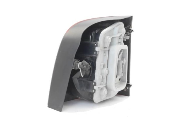 Recambio de piloto trasero izquierdo para volkswagen polo iv (9n1) 1.2 12v referencia OEM IAM 6Q6945095G  