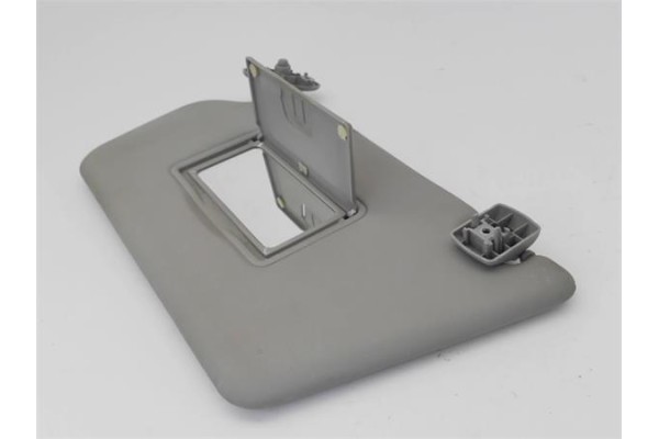 Recambio de parasol izquierdo para mazda 2 (b2w) 1.4 cd referencia OEM IAM DD106932094  