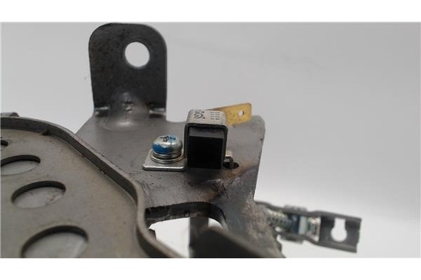 Recambio de palanca freno de mano para kia rio (ub) 1.2 basic referencia OEM IAM 597101W150HU  