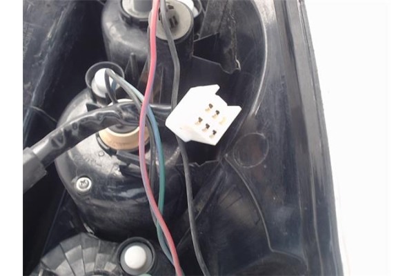 Recambio de piloto trasero izquierdo para mazda 5 berlina (cr) 2.0 cd referencia OEM IAM C23551160E  C23551180E , MAZDA | 997008