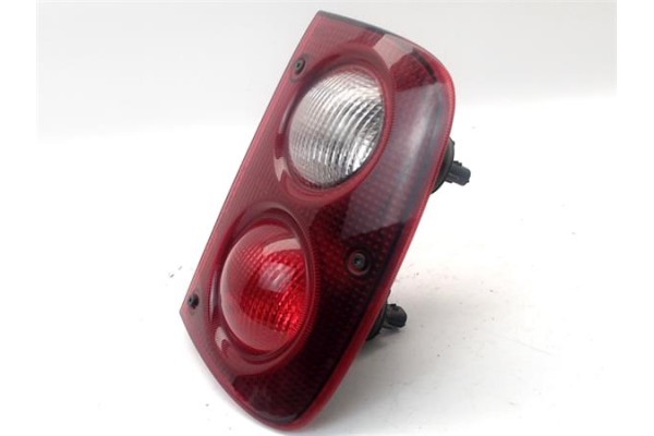 Recambio de piloto trasero derecho para land rover freelander (ln) 2.0 di referencia OEM IAM AMR4003  