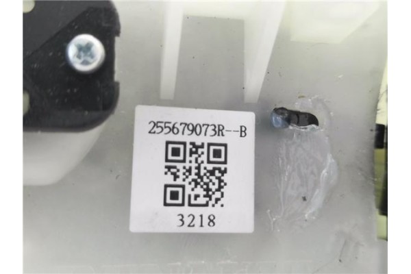Recambio de mando intermitencia para renault master iii combi 2.3 l1h1 3,0t referencia OEM IAM 255679073R  