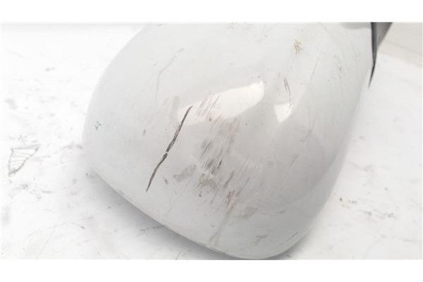 Recambio de retrovisor derecho para daewoo nexia referencia OEM IAM E13014002  