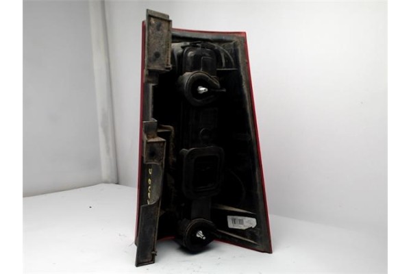 Recambio de piloto trasero izquierdo para dacia logan 1 1.6 prestige referencia OEM IAM 8200413996  